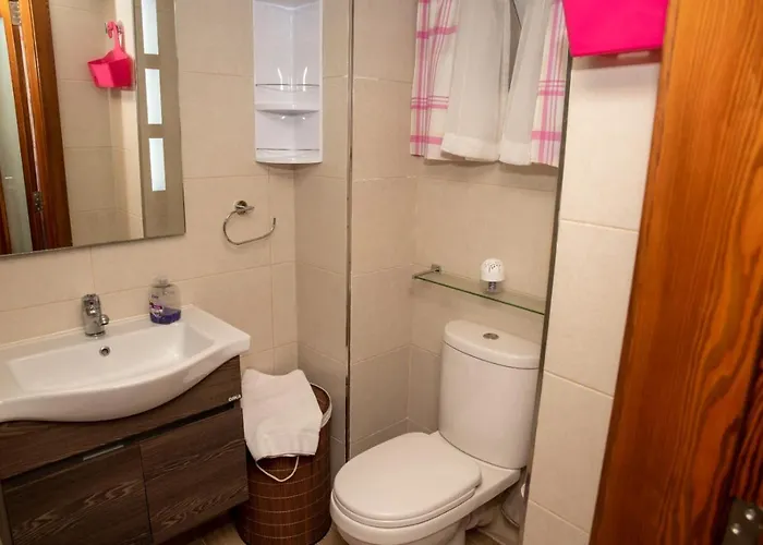 B&s Renovated 18 Century House Of Character Ghaxaq, Malta Case de vacanță *